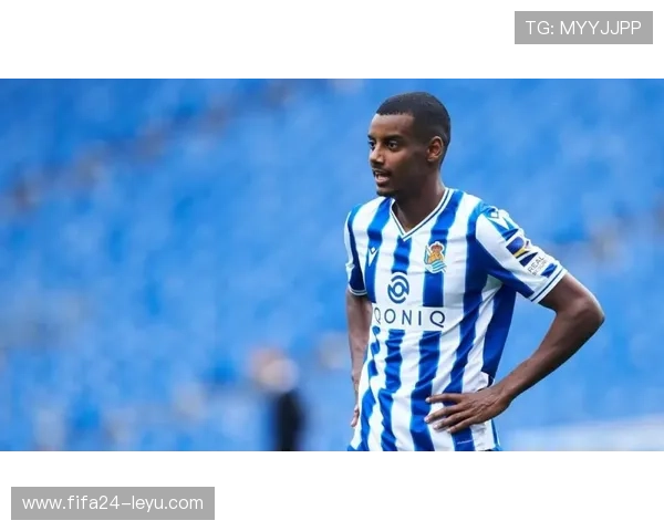 瑞典传奇伊布再成焦点：不老神锋魅力依旧